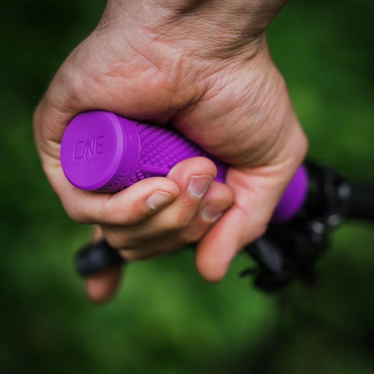 v2 carbon handlebar bundle v2 carbon handlebar bundle