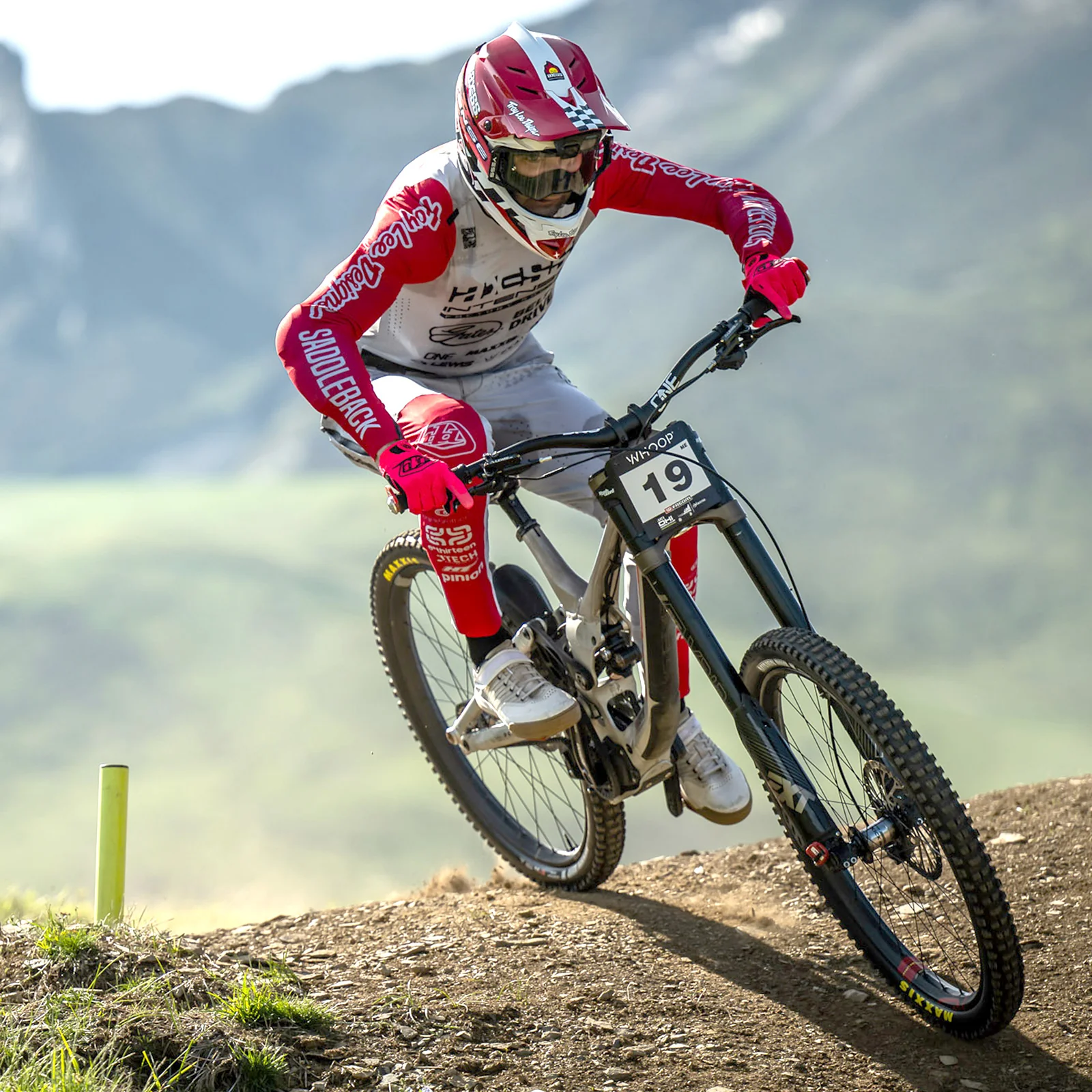 v2 carbon handlebar bundle v2 carbon handlebar bundle